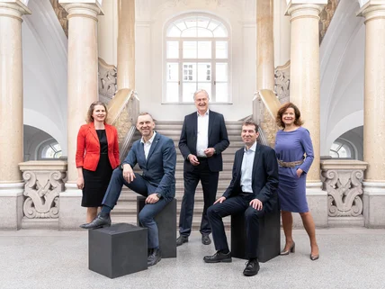 Group photograph of the Rectorate of the TU Leoben.