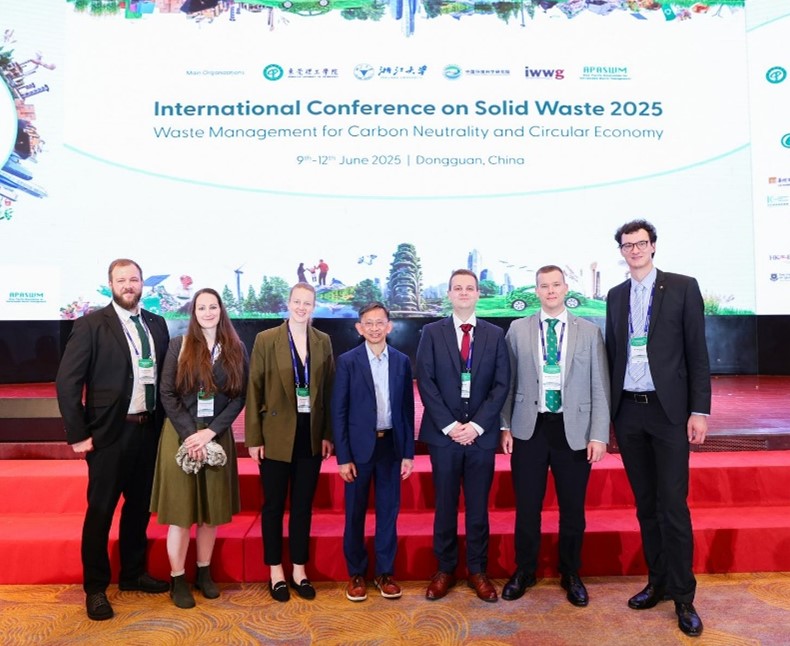 Sechs Doktorand*innen des Lehrstuhls für Abfallverwertungstechnik und Abfallwirtschaft der Montanuniversität Leoben nahmen an der International Conference on Solid Waste 2025 teil. Foto: © AWAW