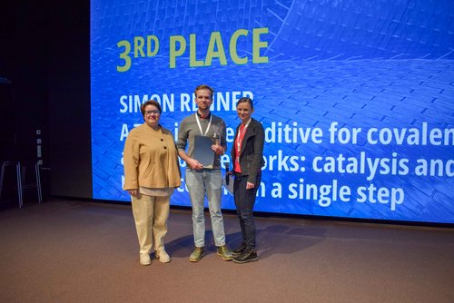 SIMON RENNER: A Two-in-One additive for covalent adaptable networks: catalysis and reinforcement in a single step
© Department Polymer Engineering and Science Leoben | Tanja Grössing 33