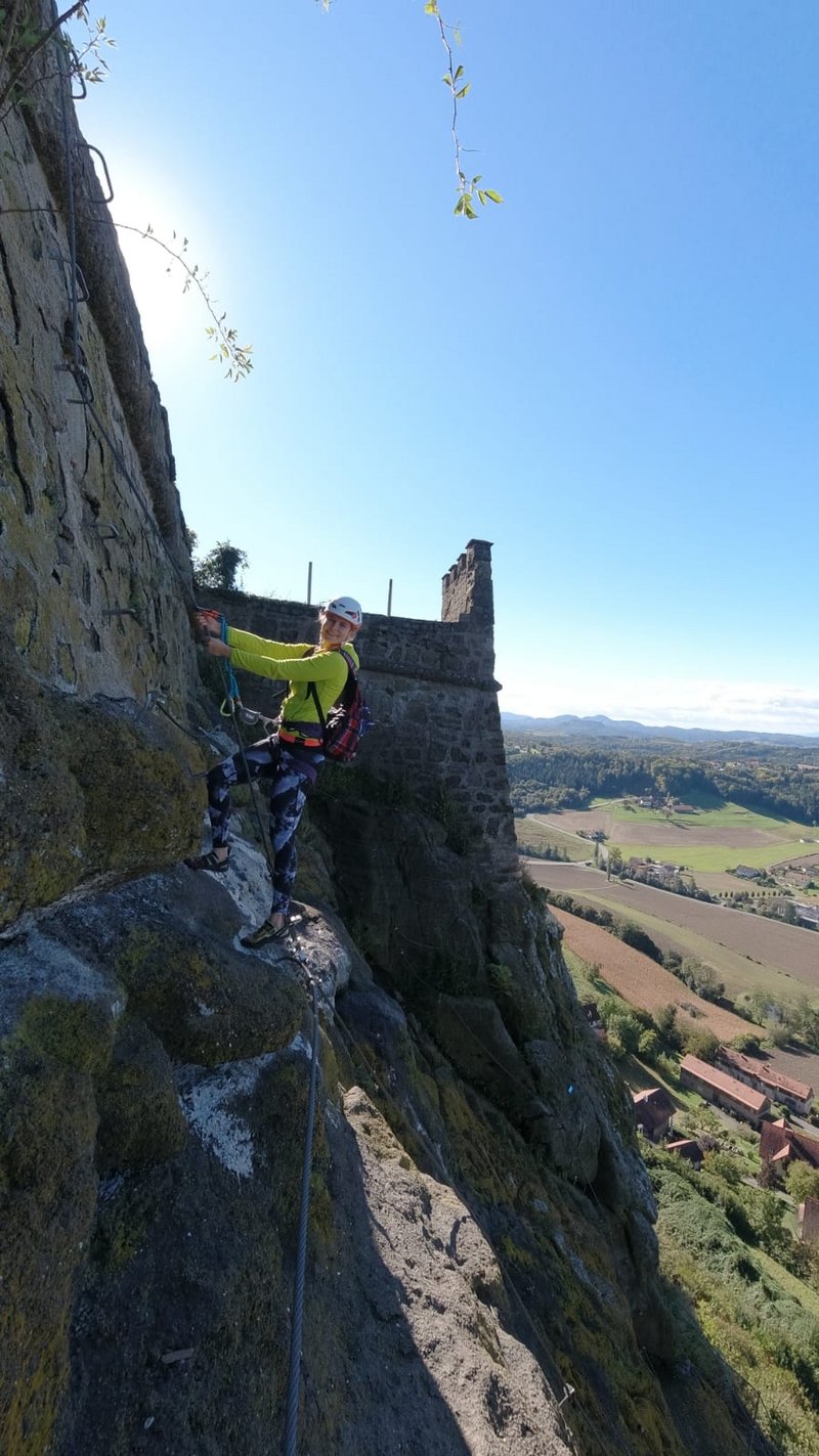 Die Burgeroberung wird mit einem herrlichen Ausblick belohnt. Bild5_BurgeroberungRiegersburg