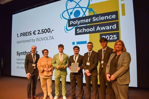Project „SynthoBot“
Sebastian Schöngrundner, Enes Bag, Nedzhatin Remziev, Tobias Weinhofer
HTL Rennweg
(endowed with € 2.500,- sponsored by ISOVOLTA)
© Department Polymer Engineering and Science Leoben | Tanja Grössing 33